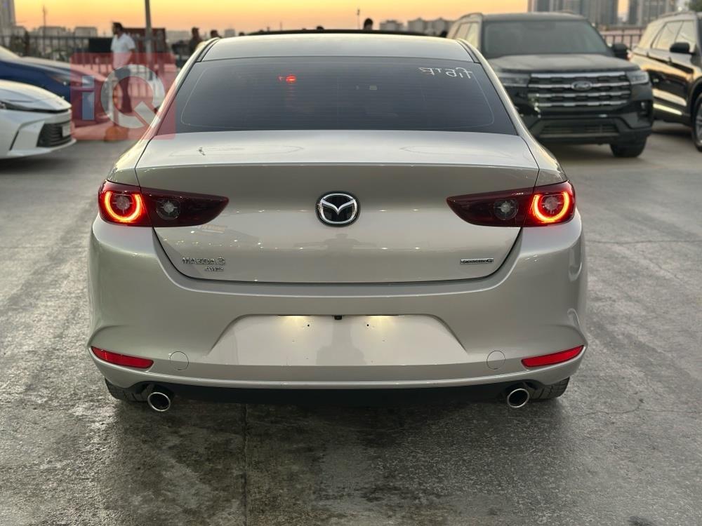 https://cdn.iqcars.ioa4c59d8a-7616-4bb7-b0c3-f3c8e73b77ae_4.jpg